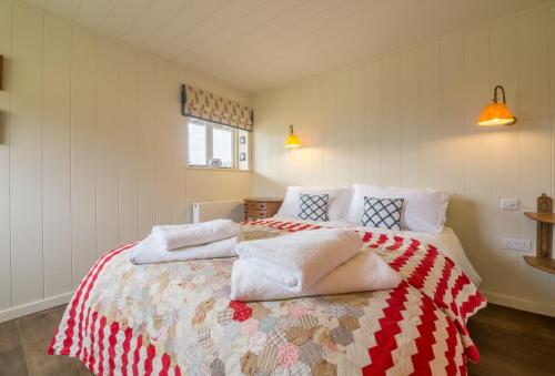 Snow Hall Barn - image 10