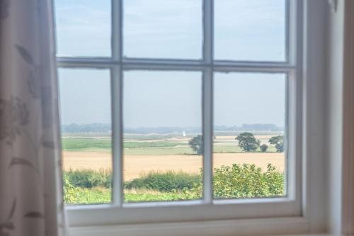 Honeypot Cottage - image 9