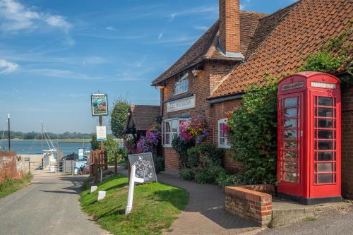 Honeypot Cottage - image 14
