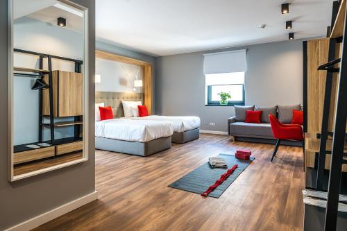 room detail thumbnail 0