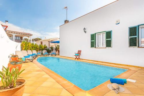 Villa Mafel by Villa Plus