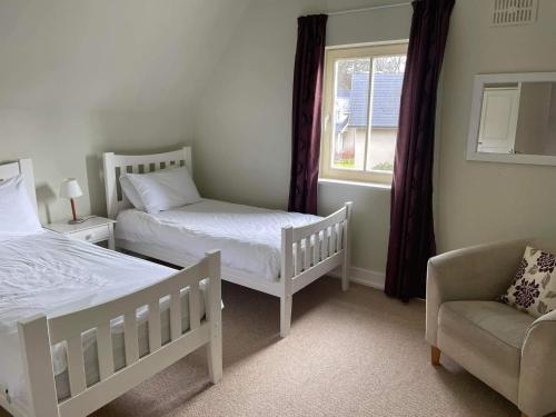 Dunkerron Woods Holiday Homes - image 8