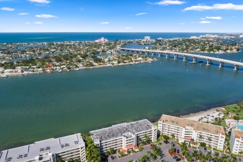 Bahia Vista 14-361 Isla Del Sol 2 BR Heated Pool Spa Near Beach WiFi - image 13