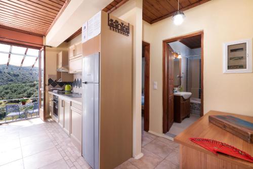 Sarakinas Residences - image 14