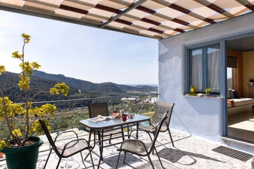 Sarakinas Residences - image 8