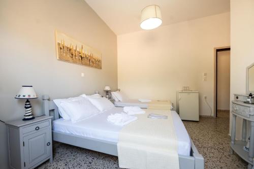 Anafi - Room in Astypalea Hotel de charme Órmos Livádhia