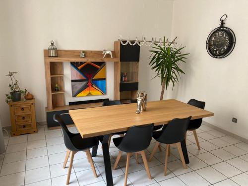 Appartement Spacieux - Location saisonnière - Orange