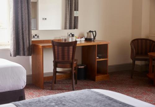 White Rabbit Hotel by Greene King Inns - image 3