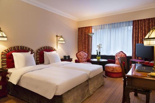 Hotel Barsey by Warwick - image 11