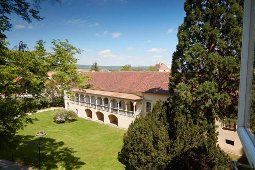 المنظر الخارجي, Exklusive Suiten im Schloss Horn in هولي ول