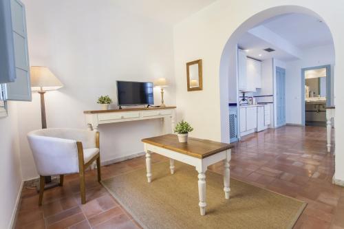 Apartamentos Suites Santa Cruz - image 10