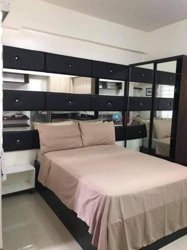 Mabolo Garden Flat A7 Near Ayala Mall