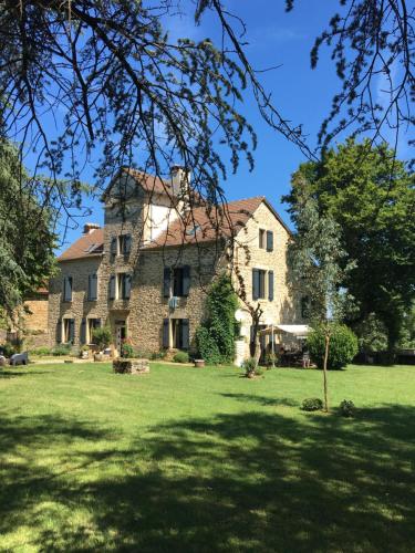 Chambres et table d'hôtes Le cèdre Aveyron - Sainte-Croix