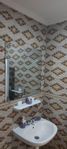 Hay salam reserve aux familles in Bensergao