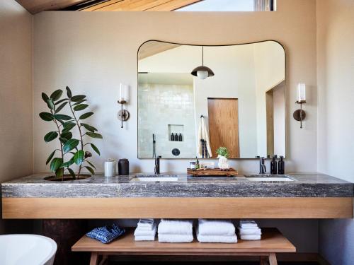 Wildflower Farms, Auberge Resorts Collection