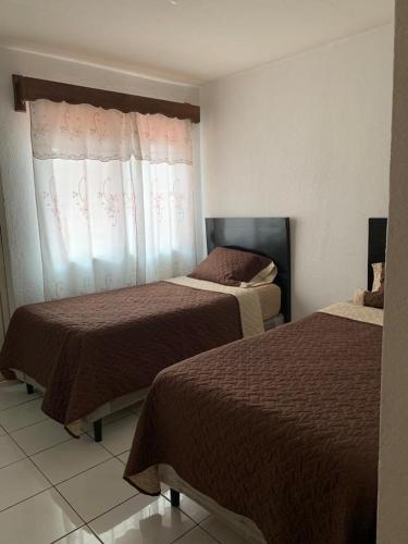 Casa a 5 minutos de los parques del IRTRA in Retalhuleu
