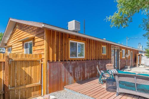 Topo - In-town Rancher W- Backyard Oasis!