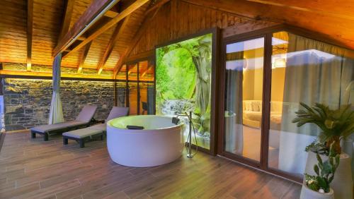 Casas Ordesa y Casa Altemir in Escalona