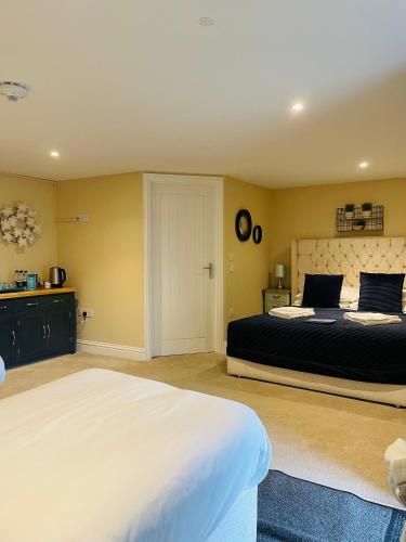 Molesworth Arms Hotel