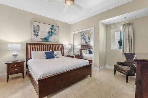Turquoise Place Unit 1805D - image 4