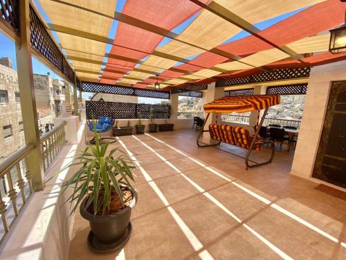 Villa Mira GuestHouse 2 - Downtown Central Amman - AL DIYRIH - main image