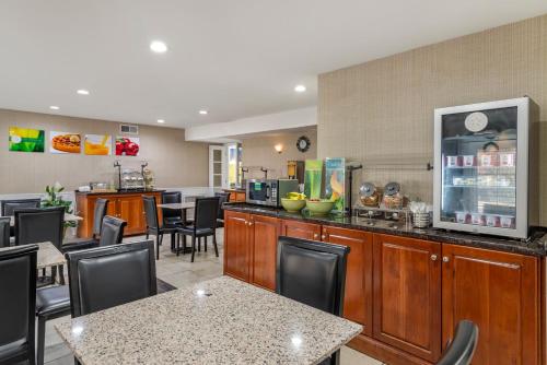 Quality Inn Conyers I-20 Quality Inn Conyers I-20