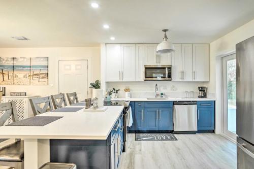 Lovely Boynton Beach Home about 3 Mi to Beaches! in Boynton Beach, USA