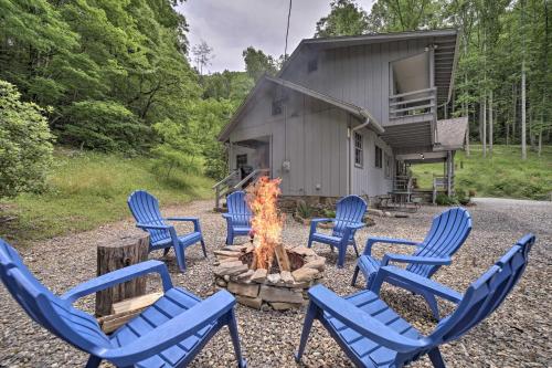 Gorgeous Home with Fireplace Less Than 6 Mi to Downtown - Bryson City