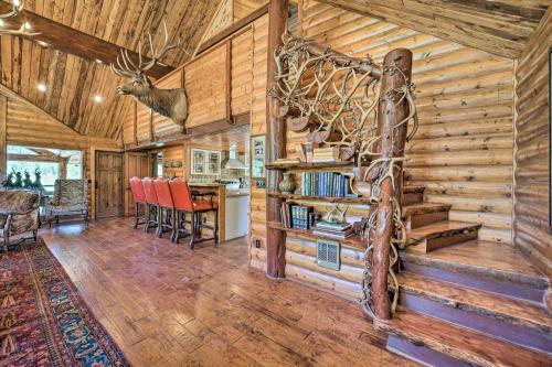 Fish Creek Ranch Lodge with Hot Tub and Game Room in Dunton (CO)