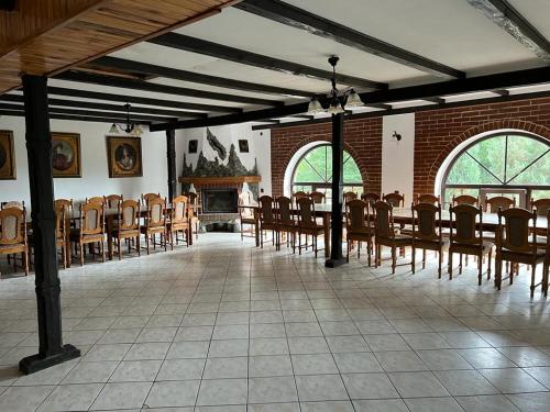 Agroturystyka Trzy wieże (Agroturystyka Trzy wieze) in Czerna