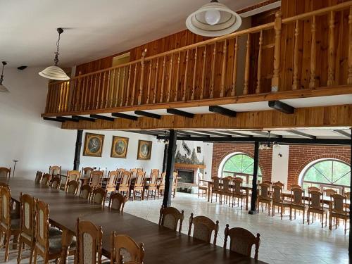 Agroturystyka Trzy wieże (Agroturystyka Trzy wieze) in Czerna