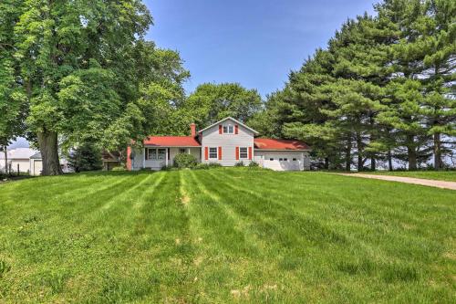 Charming Milan Home about 10 Mi to Sandusky!