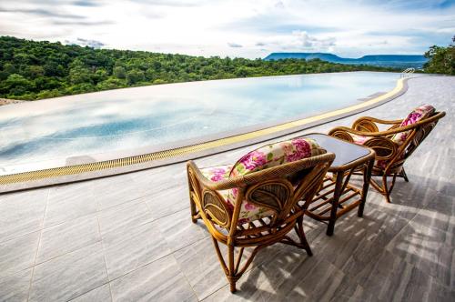 Swimming pool, ChanNgarm Mountain View จันทน์งาม เมาท์เท่นวิว in Wang Sai