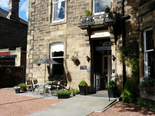 Glenalmond House - image 2