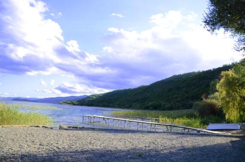 Strand, Villa Elen Kamen in Struga