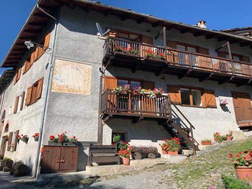  San Marco FARMHOUSE with a view. in Oulx