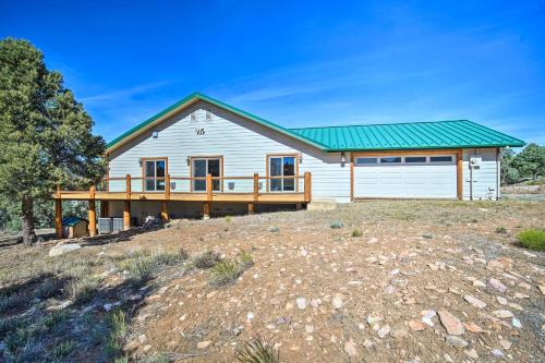 Big Bear Mountain Paradise with Wraparound Deck