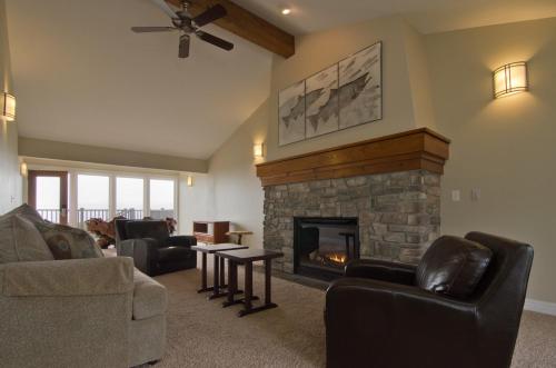 ห้องส่วนกลางสำหรับนั่งเล่น/ดูทีวี, Pacific Reef Hotel & Light Show in โกลด์บีช (ออรากอน)