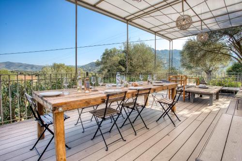 La Maison des Oliviers - Belle maison familiale avec Piscine