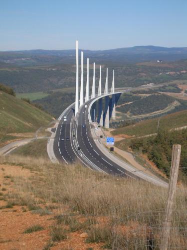 A környék, Maison spacieuse et agréable (Maison spacieuse et agreable) in Saint Georges De Luzencon