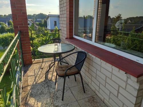 Spacious & Cozy Apartment with Forest View, Zapyškis (foto 8)