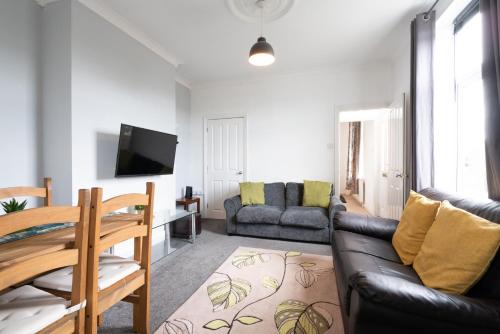 Olive Grove House photo 1