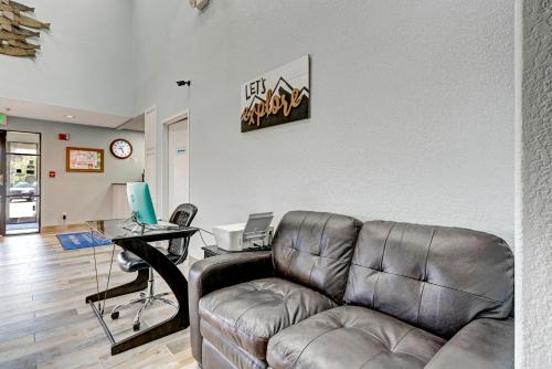 Baymont by Wyndham Salida - image 12
