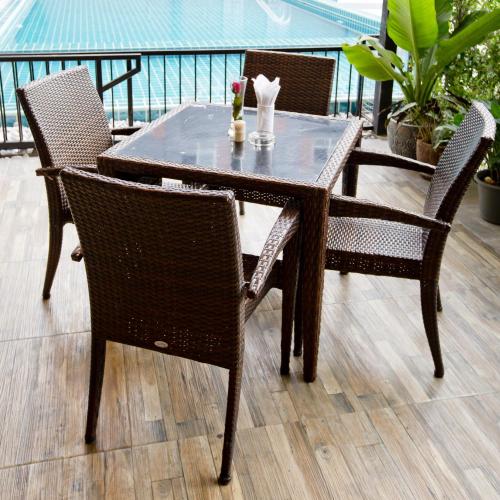 Restaurant, Sinsuvarn Airport Suite near Airport Rail Link Suvarnabhumi Station