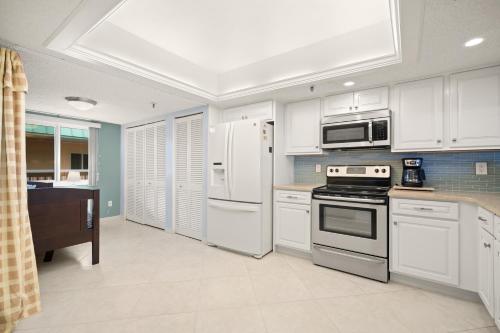 Beach Cottages 504 2BRs Pool Walk to Beach Ocean View Wi-Fi Sleep 7 - main image