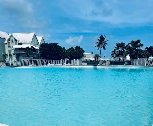 Kolam renang, Studio le Colibri, Entre terre et mer, vue incroyable, citerne in Baimbridge