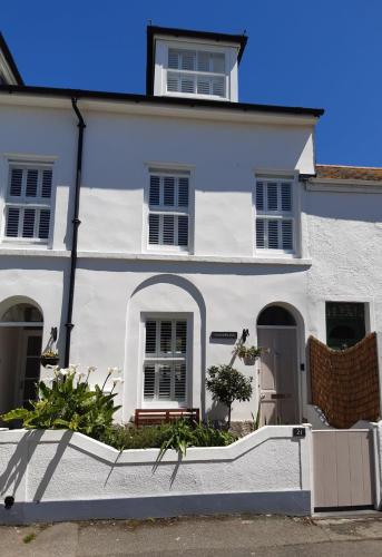 Sanderling - Grade 2 Listed Georgian Townhouse by the sea, Penzance (photo 5)