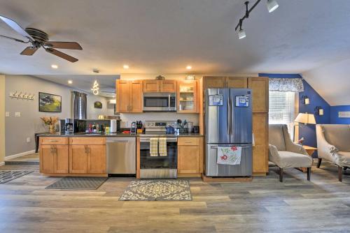 Cozy Getaway - 10 Miles to Mount Wachusett Skiing! in Leominster