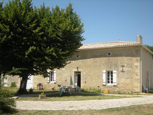 Gîte Sauveterre-de-Guyenne, 3 pièces, 5 personnes - FR-1-440-223