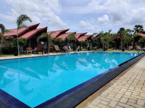 Piscina, Anukama Resort in Trincomalee